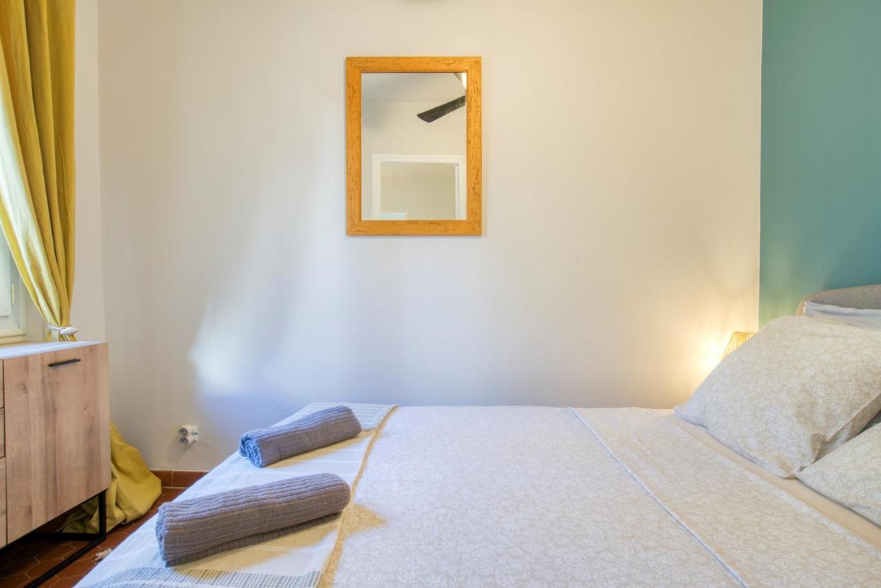 Cosy, Modern, Fully Equipped, Air Conditioning, Nice Historical, Old Town, 1Minute Walk From Beach - "Le Bunico 4" المظهر الخارجي الصورة