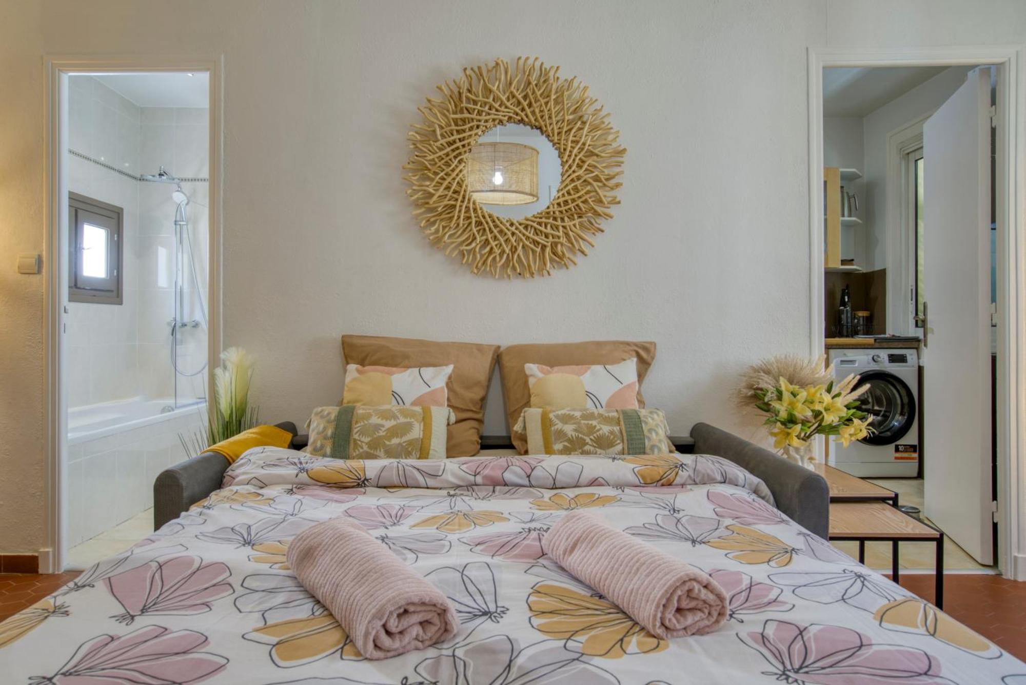 Cosy, Modern, Fully Equipped, Air Conditioning, Nice Historical, Old Town, 1Minute Walk From Beach - "Le Bunico 4" المظهر الخارجي الصورة