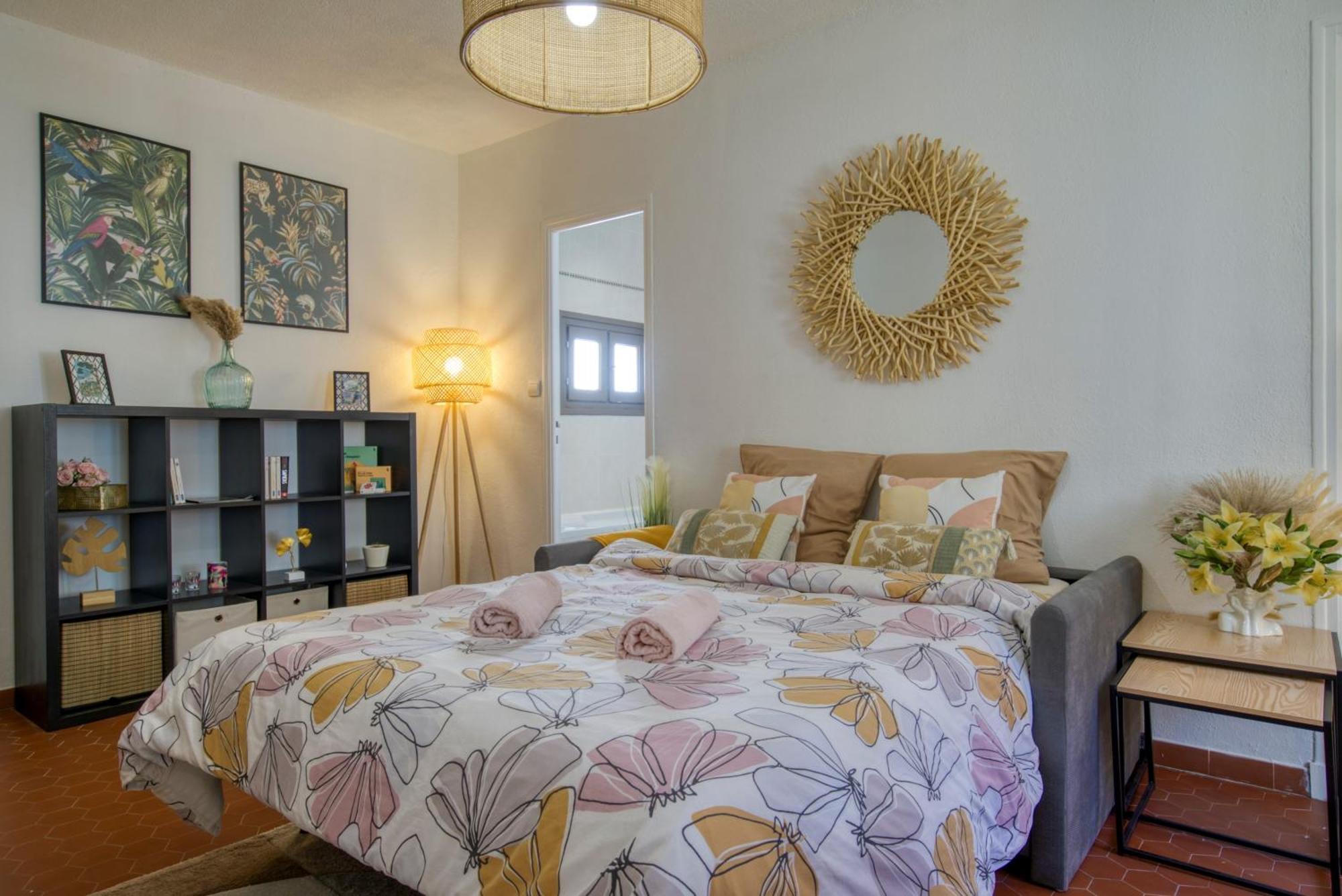 Cosy, Modern, Fully Equipped, Air Conditioning, Nice Historical, Old Town, 1Minute Walk From Beach - "Le Bunico 4" المظهر الخارجي الصورة