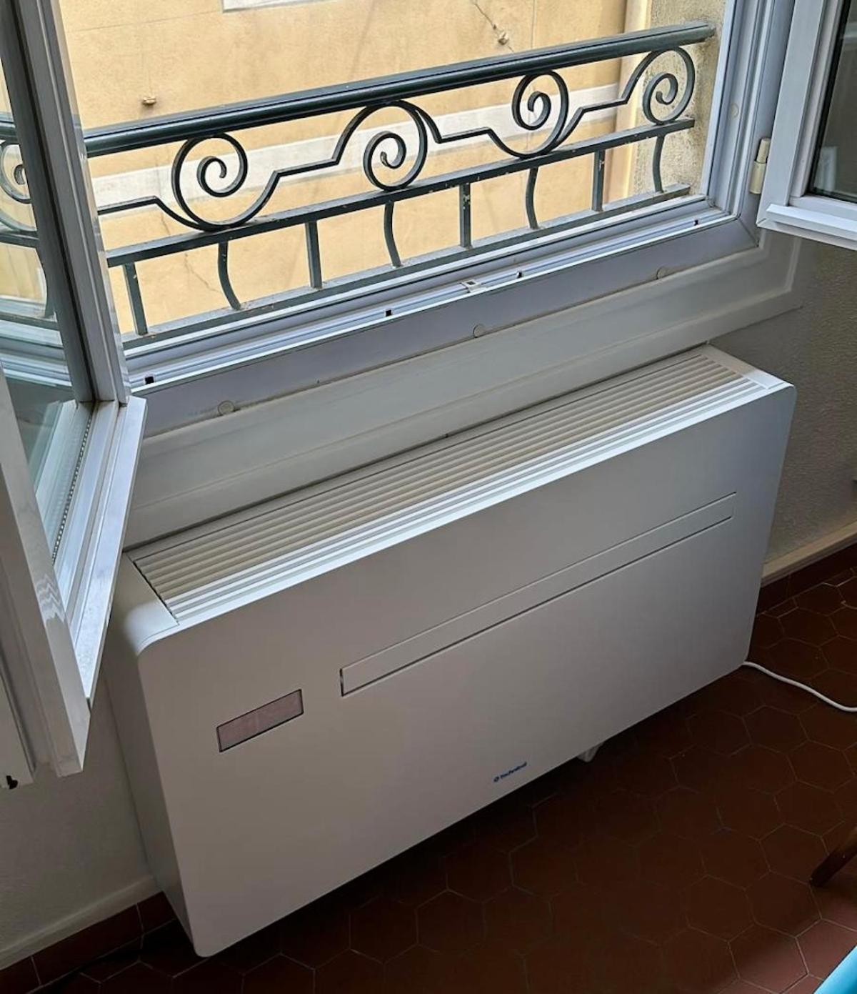 Cosy, Modern, Fully Equipped, Air Conditioning, Nice Historical, Old Town, 1Minute Walk From Beach - "Le Bunico 4" المظهر الخارجي الصورة